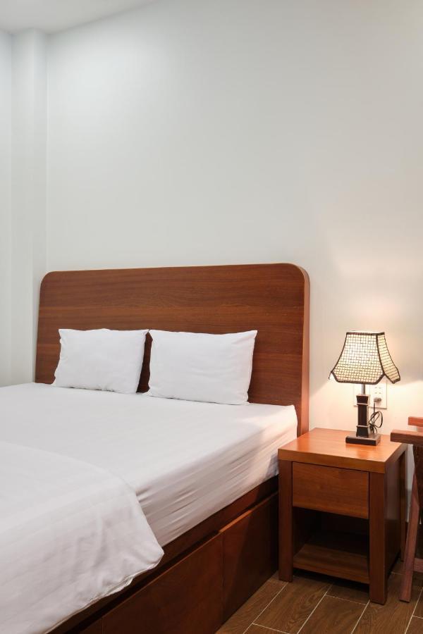 Phạm Vân Sakura Hotel Thuận An Ngoại thất bức ảnh